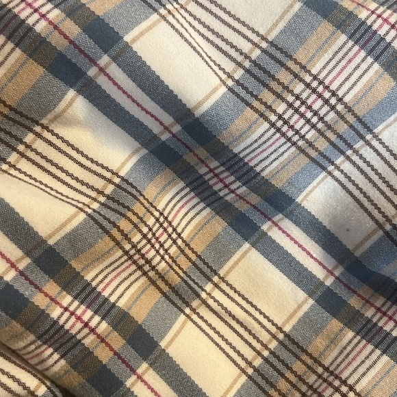 22W High-Rise Taper Cream Plaid Pants - Ava & Viv - Picture 4 of 4